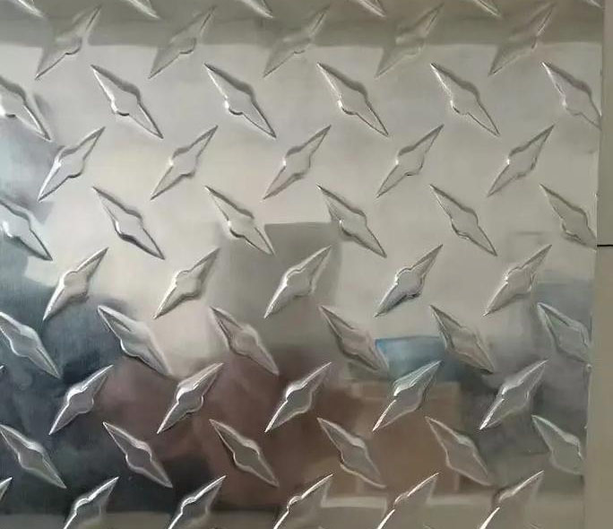 �𴨻�������